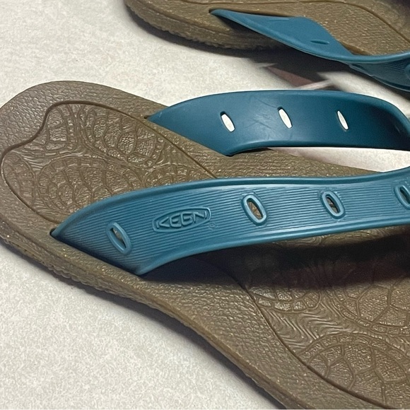 Keen Flip Flops Thongs Slip On Sandals Teal Blue Rubberized Soles Womens Size 8 - Picture 5 of 8